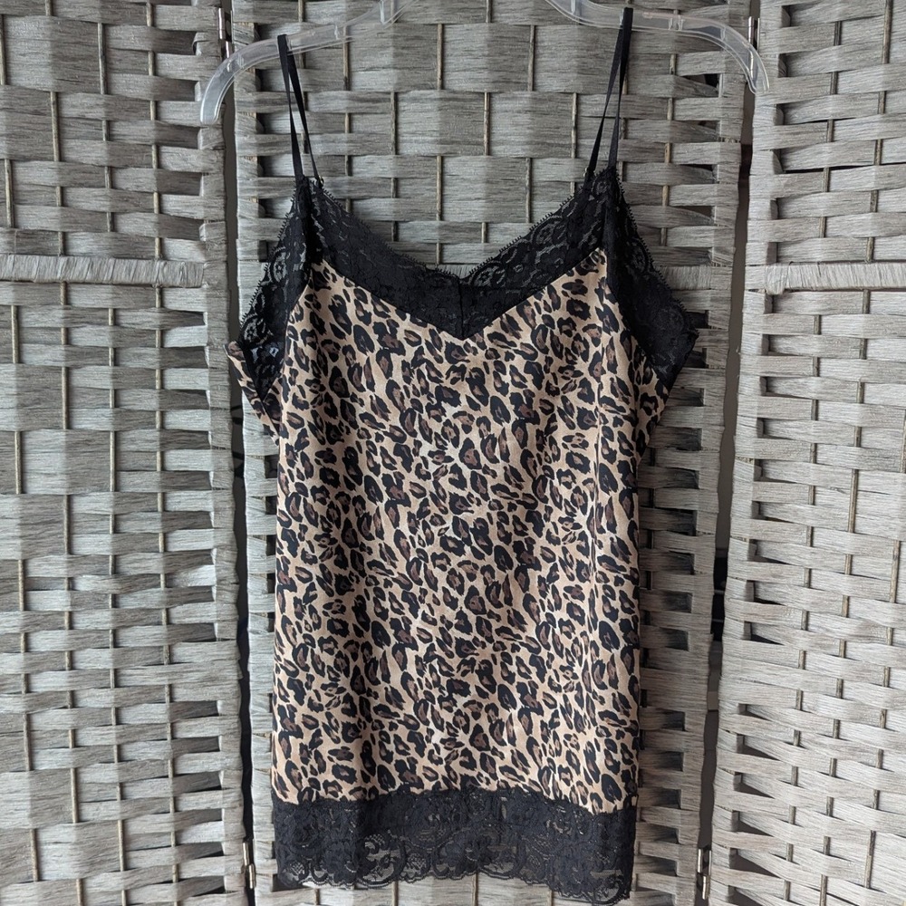 White House Black Market Camisole Leopard Lace Trim Sz L Y2K Animal Print Glam